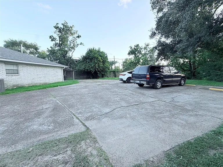 7315 Housman St — Photo 39