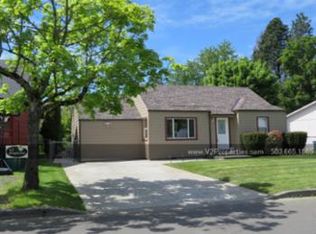 128 Maple Blvd, Troutdale, OR