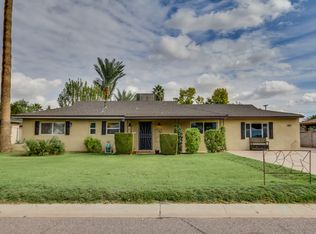 1863 N 38th Pl, Phoenix, AZ 85008