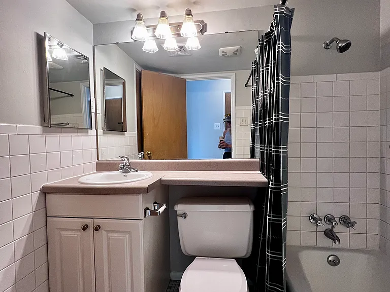 4109 Germania St #1H — Photo 8