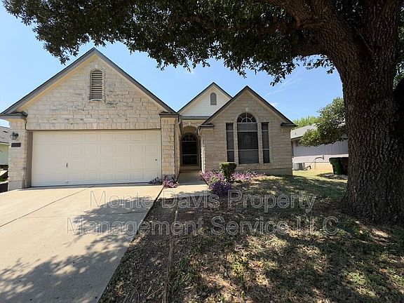 2nd image of 1621 Sundance Dr