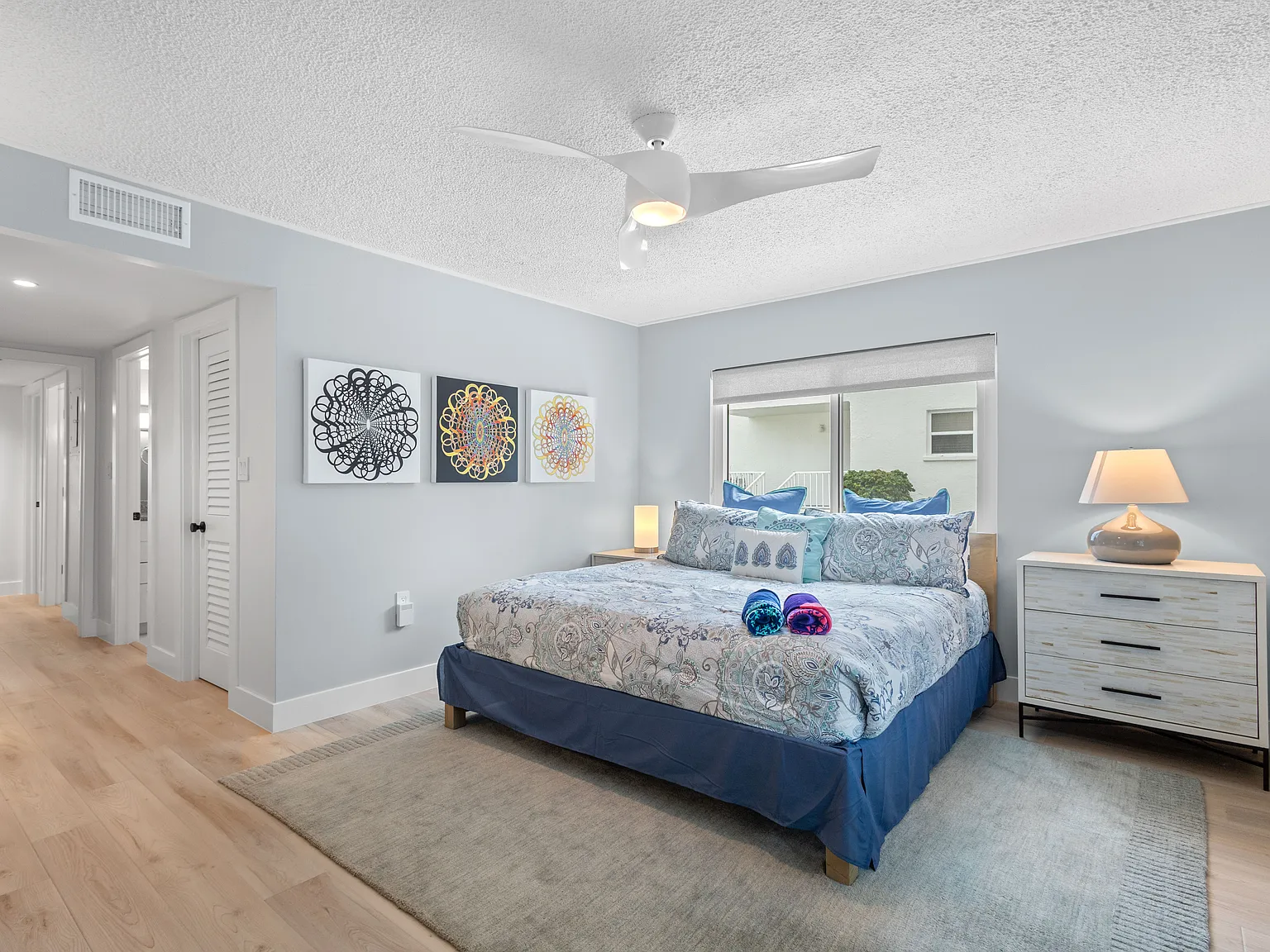 2 bed, 1073 sqft, $8,000 — Photo 3