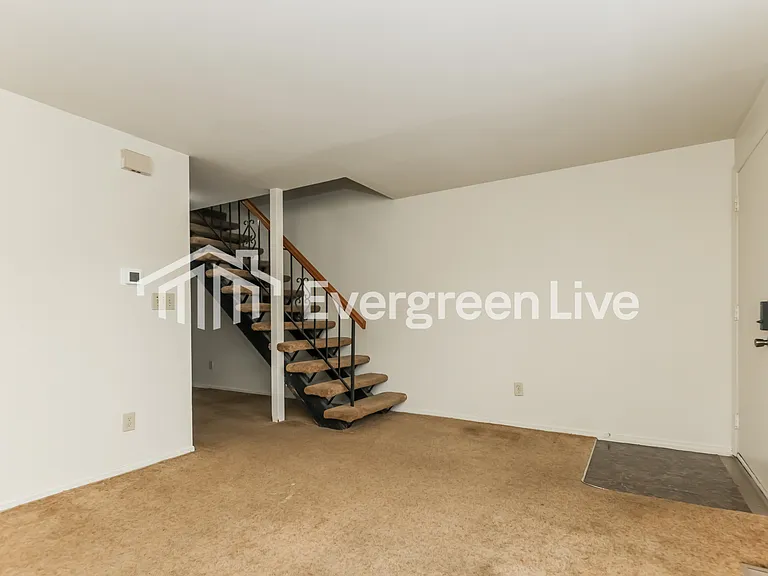 7584 Mount Whitney St — Photo 3