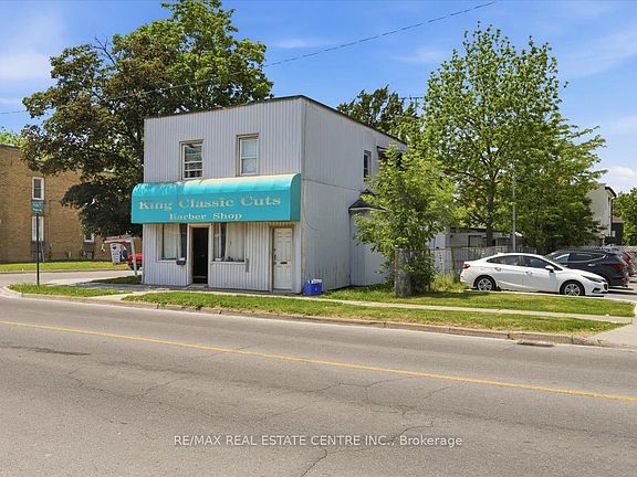 2nd image of 233 King St