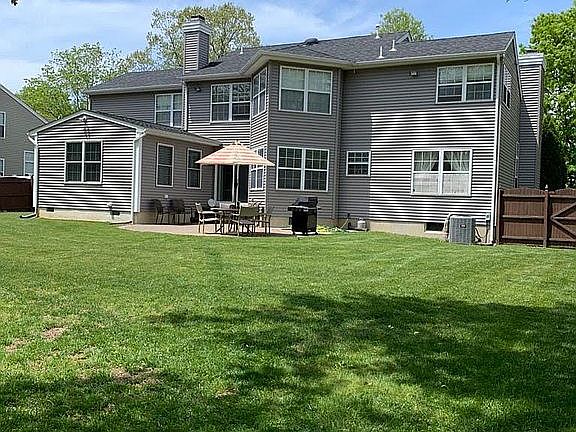 4th image of 1892 White Knoll Dr