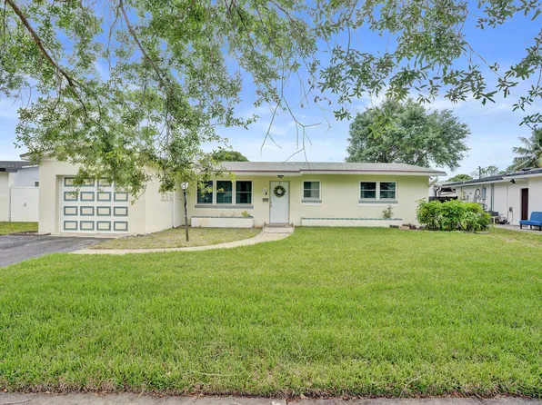 731 SW 71st Terrace, Pembroke Pines, FL 33023