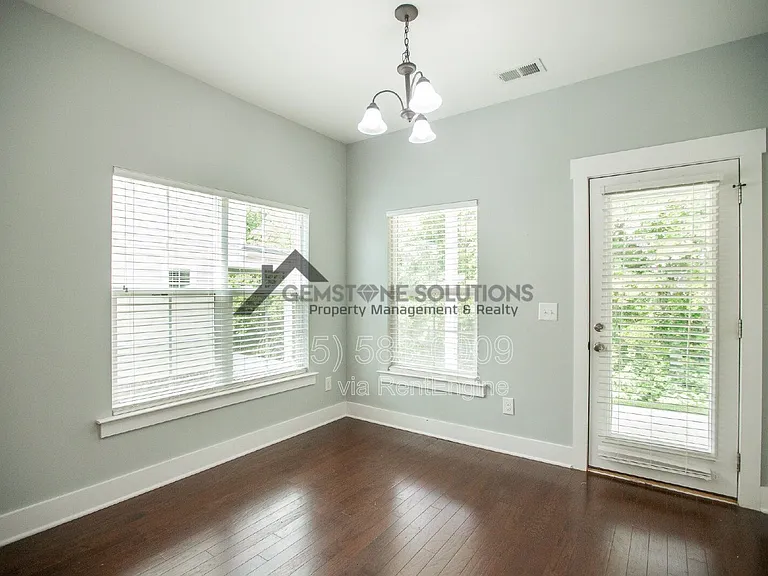 1041 Honey Bush Cir — Photo 20