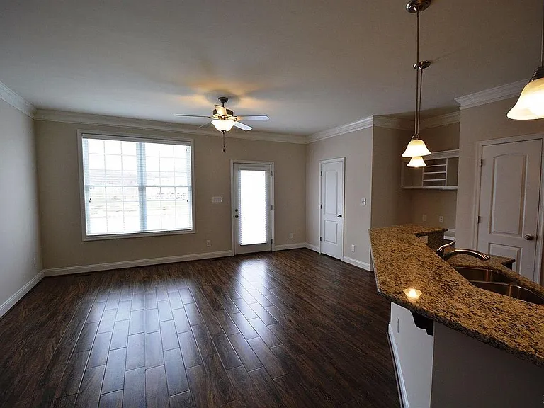 174 Rowse Dr — Photo 10