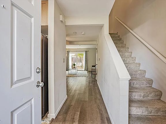 5th image of 6189 Thornton Ave