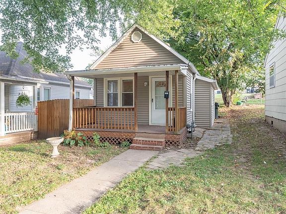 3rd image of 3007 Edmond St