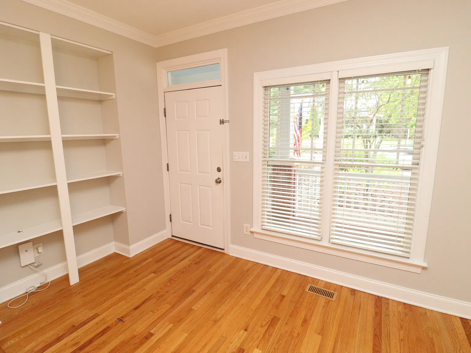 Charming Ranch-Style Home in Scotts Mill Available Immediately — Photo 3