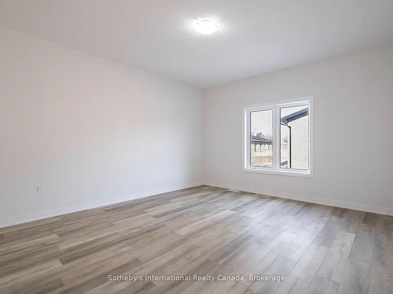 550 Grey St #29 — Photo 17