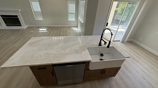2718 E Darlington Ct — Photo 21