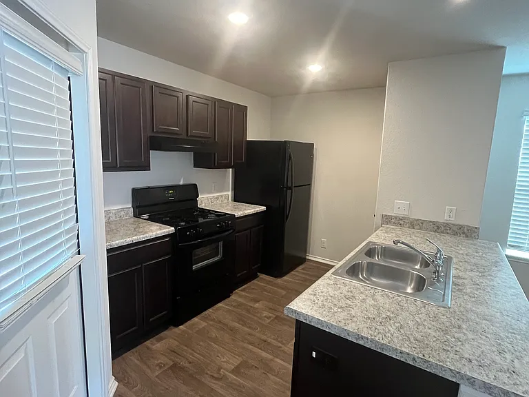 4226 Toledo Mist — Photo 8
