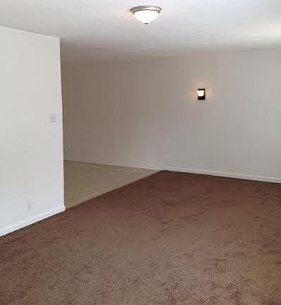 4th image of 3755 N Payton Ave