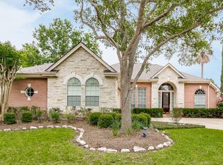 13519 S Tracewood Bnd, Houston, TX 77077