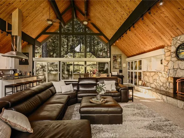 779 Grass Valley Rd, Lake Arrowhead, CA 92352