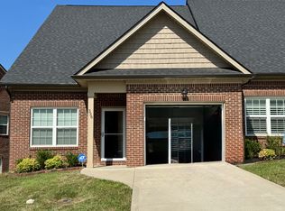 336 Jacksonian Way #1, Lenoir City, TN 37772