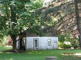 8617 E Lake Rd, Harborcreek, PA 16421