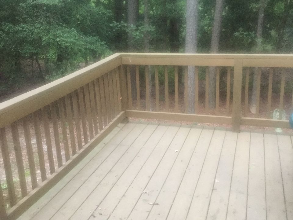 Rear deck facing state game 