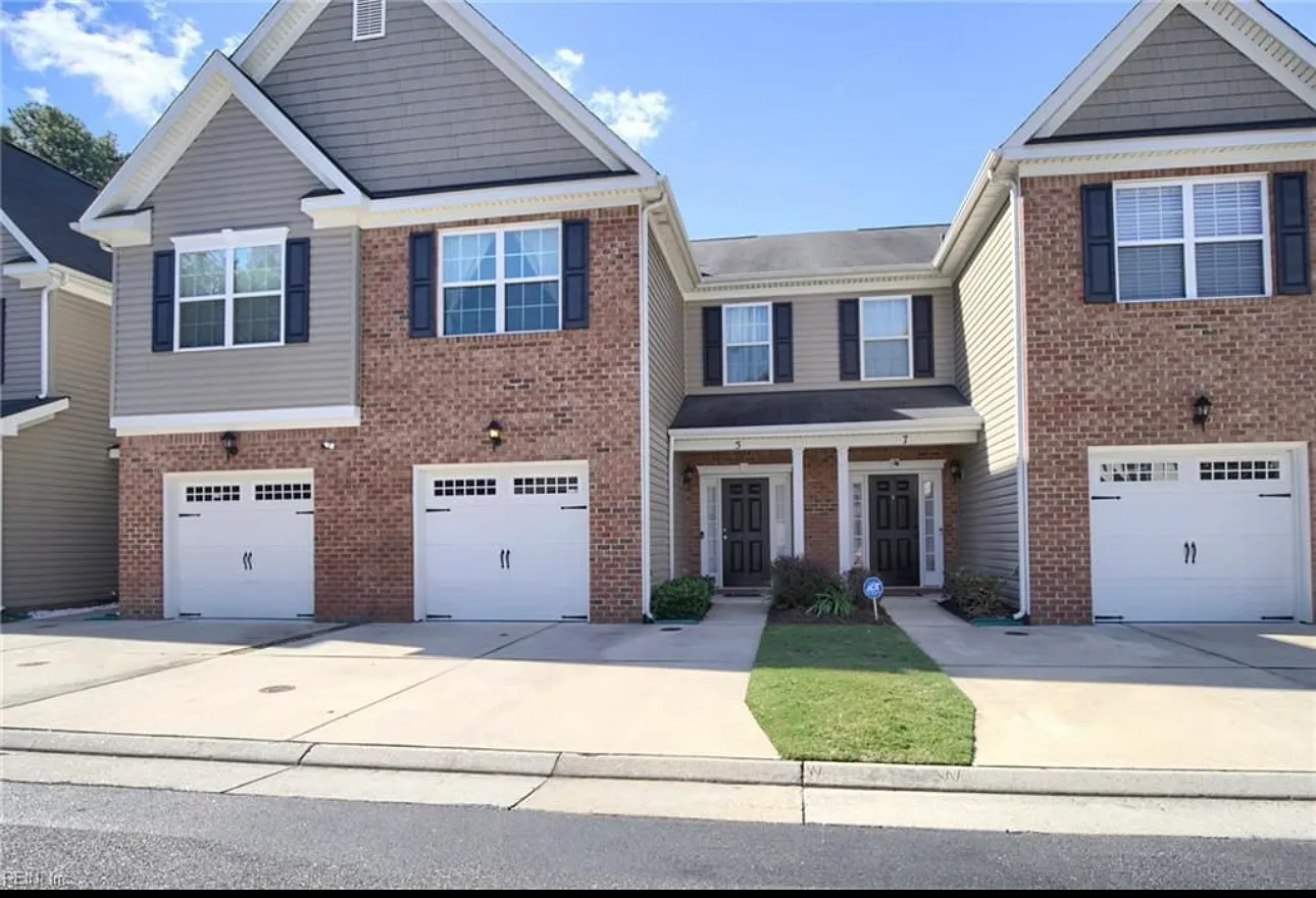 3 bed, 1684 sqft, $2,650 — Photo 1