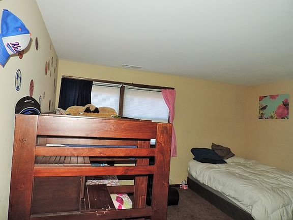 3rd image of 5512 W Windsor Ave APT 1J