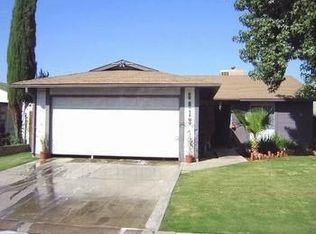 5913 Country View Ln, Bakersfield, CA 93313