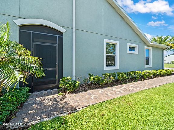 3rd image of 7753 Loren Cove Dr