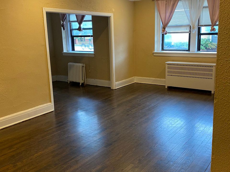1st image of 3 Greenridge Ave #3A6