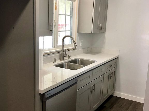 2nd image of 4108 Redondo Beach Blvd APT B