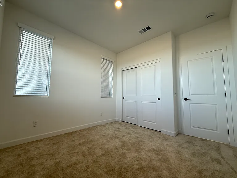424 Bunsen St — Photo 5