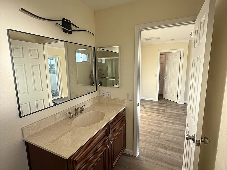 Bathroom1