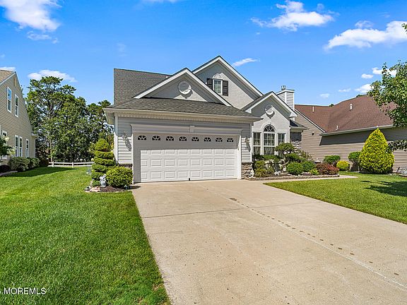 3rd image of 116 Bayville Way