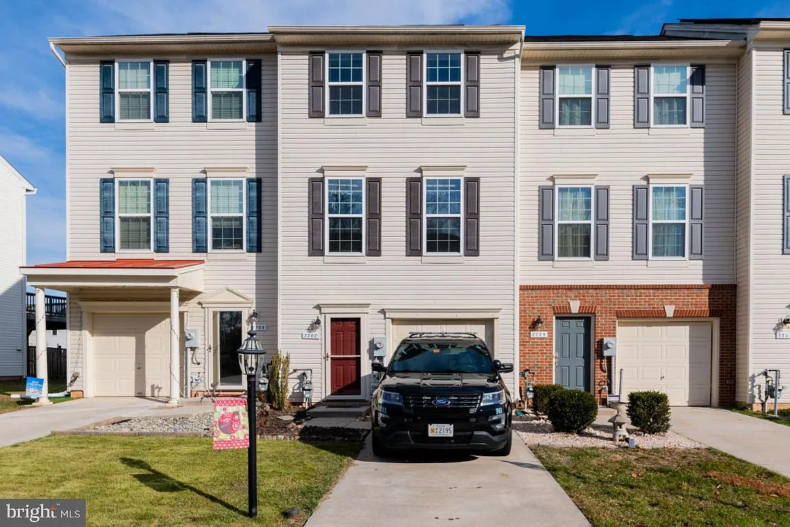 7707 Timbercross Ln photo 1