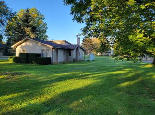 409 Farwell Ave, Sturgis, MI 49091