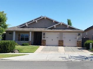 3811 Creek Mont Dr, Medford, OR 97504