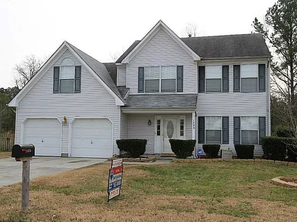 1745 Emerald Sea Dr, Chesapeake, VA 23323