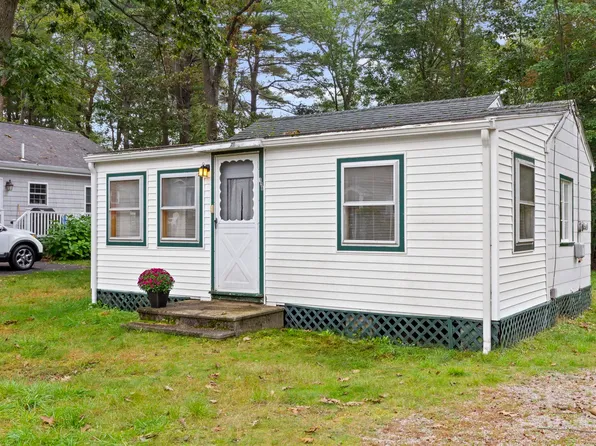 128 North Shore Road, Hampton, NH 03842