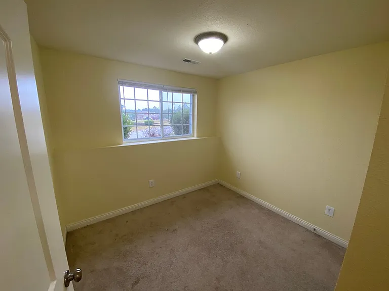 121 Kale Ct — Photo 26