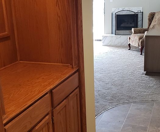2nd image of 5525 Cromwell Ln APT G3