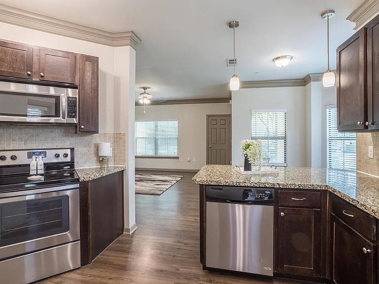 Avenues at Tuscan Lakes — Photo 43