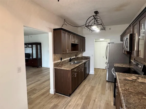 3850 Washington Street #102, Hollywood, FL 33021