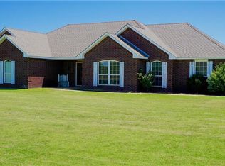 9907 Acme Rd, Shawnee, OK 74804