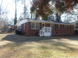 202 Westmoreland Dr, Griffin, GA 30223