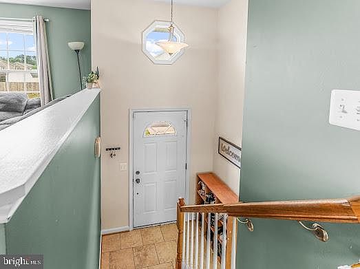 2nd image of 25 Buchanon Ln
