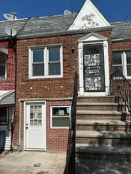 Rented by R New York