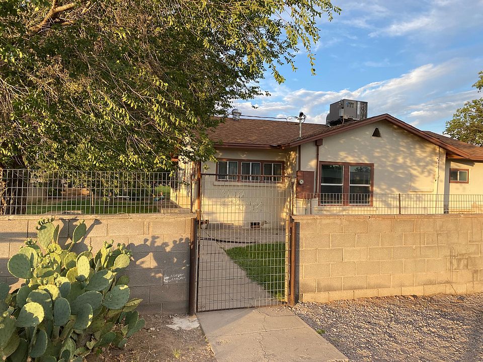 Quiet country living.