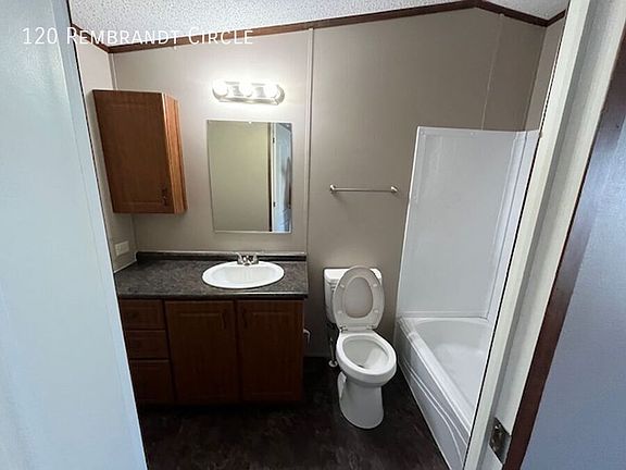 2nd image of 120 Rembrandt Cir