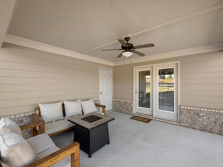 2496 Sunny Hill Rd — Photo 23