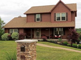 175 Cedar Ridge Dr, Monaca, PA 15061